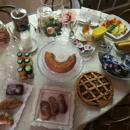 B&B La Casa Di Rita ポルト・サン・ジョルジョ エクステリア 写真