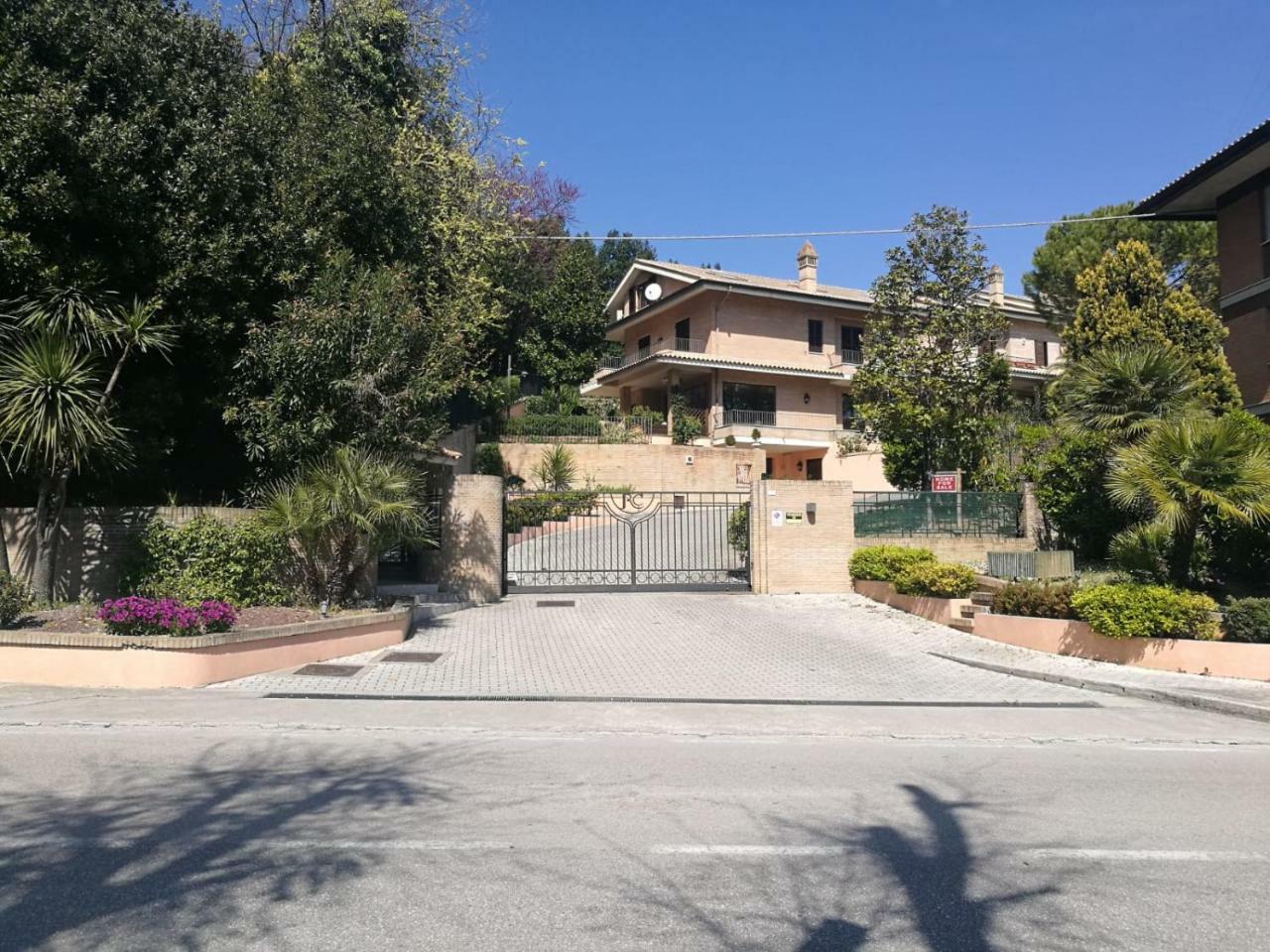 B&B La Casa Di Rita ポルト・サン・ジョルジョ エクステリア 写真
